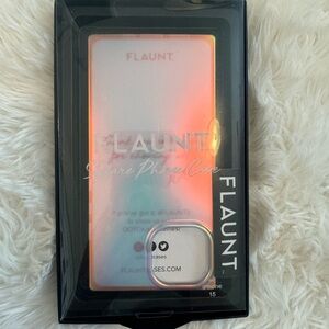 Flaunt iPhone15 case NWT
